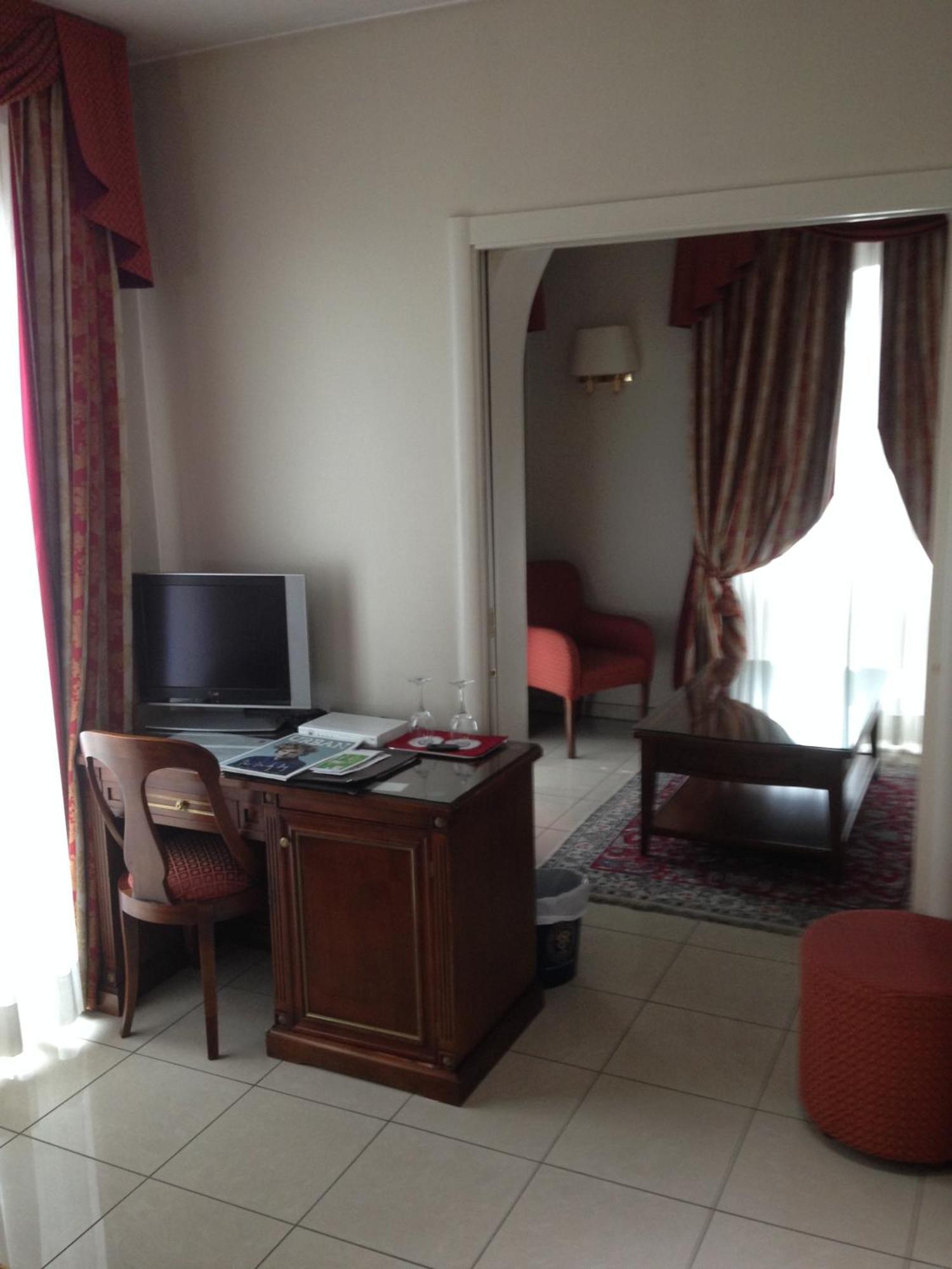 Hotel Villa Savoia Torino Oda fotoğraf
